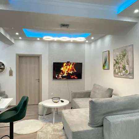 公寓 Porodica Karalic *